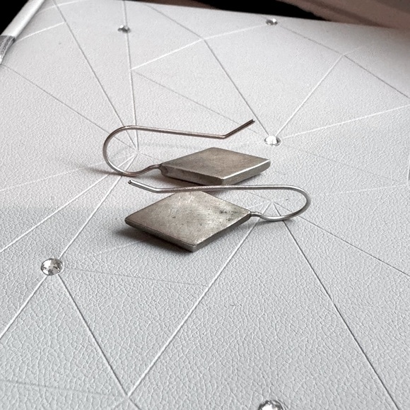 🔻Stunning .925 Sterling Silver and Ruby Art Deco Vintage Earrings Never Worn - Picture 5 of 10